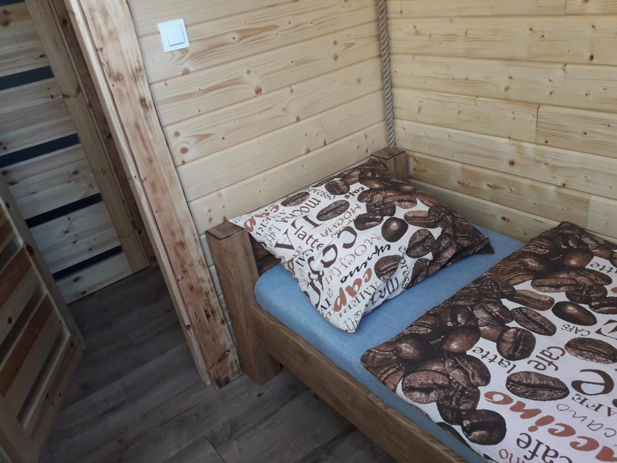 Jaskowa Chata Bieszczady Apartament Z Basenem Baligrod Bagian luar foto