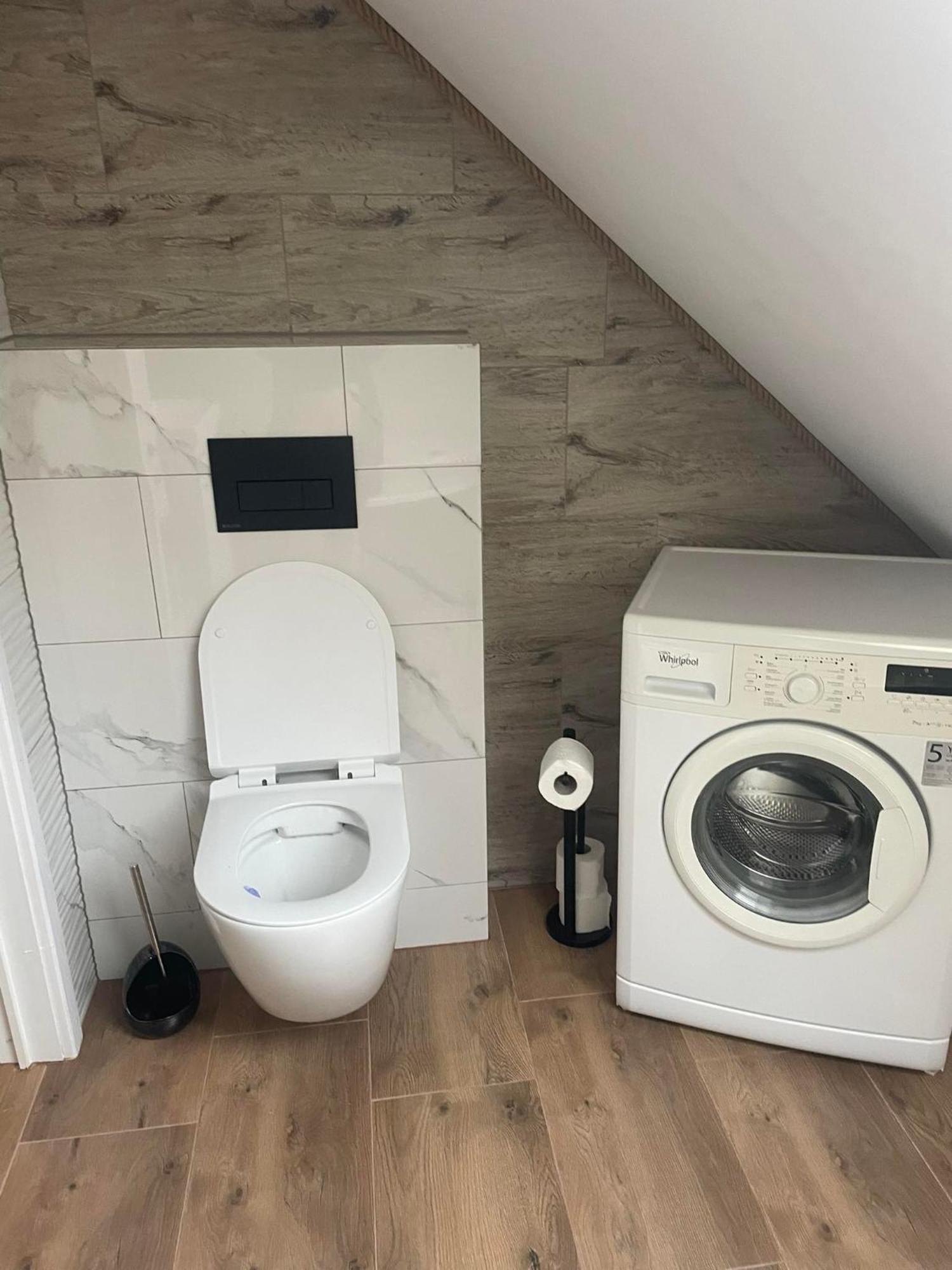 Jaskowa Chata Bieszczady Apartament Z Basenem Baligrod Bagian luar foto