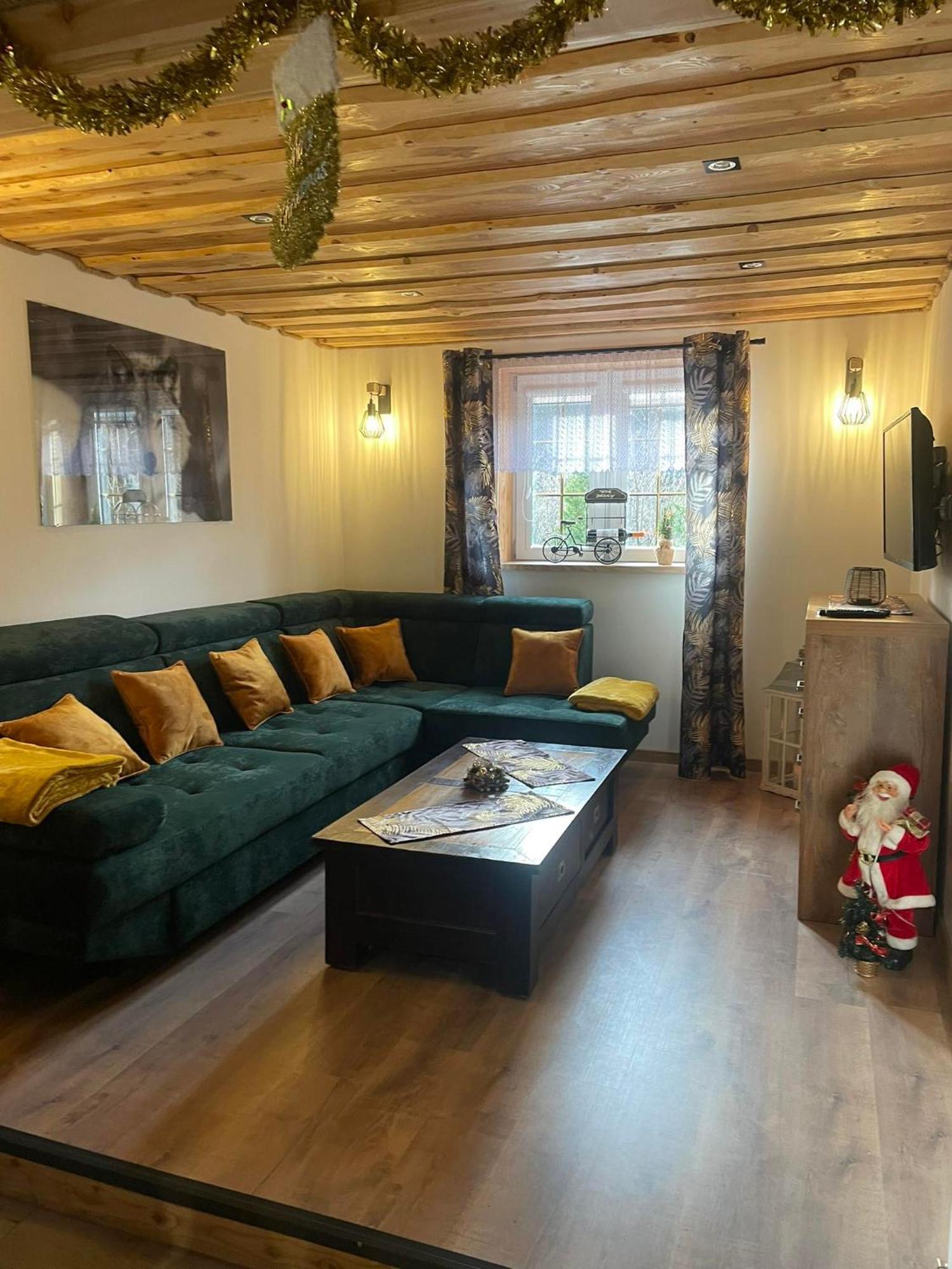 Jaskowa Chata Bieszczady Apartament Z Basenem Baligrod Bagian luar foto
