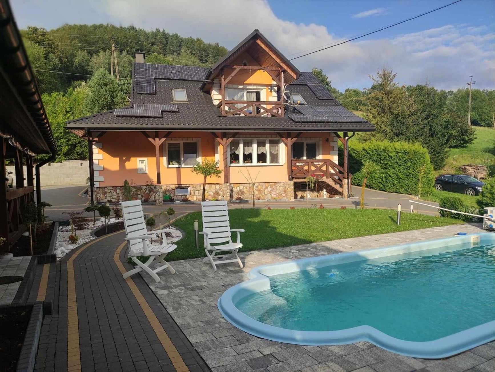 Jaskowa Chata Bieszczady Apartament Z Basenem Baligrod Bagian luar foto